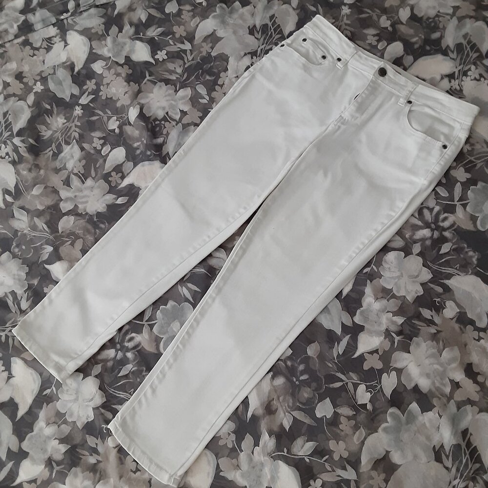 Super Fitting! Earl 5 pocket Jeans - white cotton -size 8